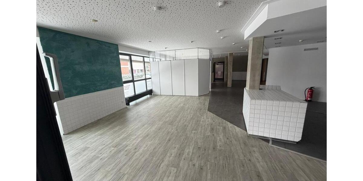 Gewerbeobjekt Stade - 3.450&euro; | Angebot:24680402