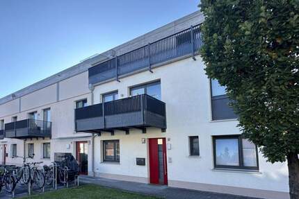 Moderne, lichtdurchflutete 2-Zimmerwohnung mit Balkon in Altperlach 2 zimmer