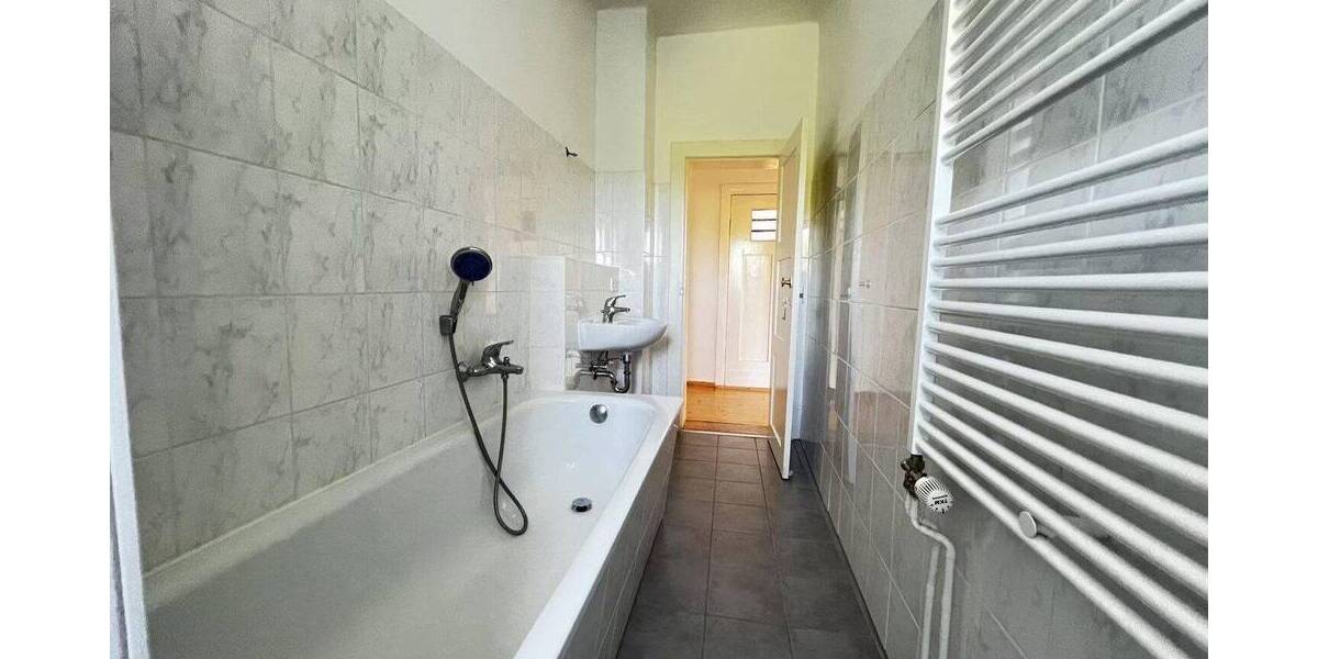 Etagenwohnung Brandenburg a.d.H. Neustadt - 2 Zimmer, 51 m&sup2;, 477&euro; | Angebot:26805136