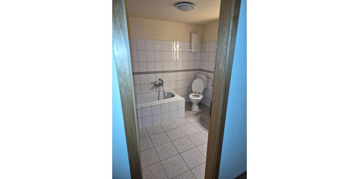Dachgeschoßwohnung Altena - 2 Zimmer, 70 m&sup2;, 500&euro; | Angebot:26166759