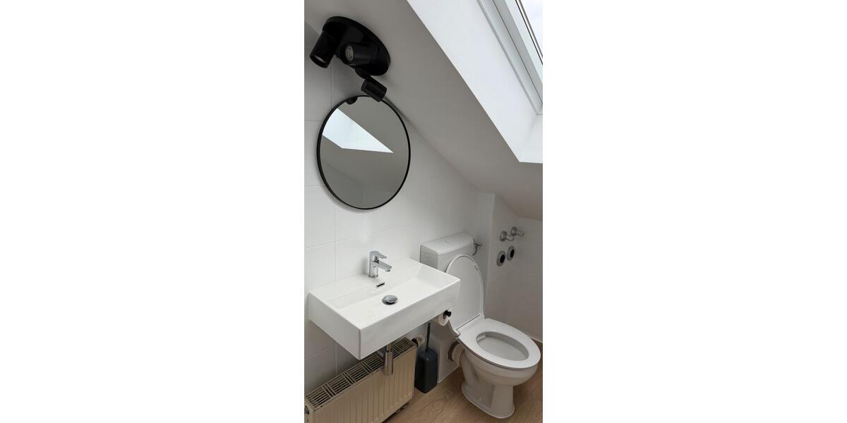 Dachgeschoßwohnung Vaterstetten Parsdorf - 2 Zimmer, 40 m&sup2;, 1.000&euro; | Angebot:25342269