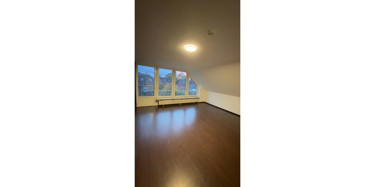 Dachgeschoßwohnung Tönisvorst - 2 Zimmer, 55 m&sup2;, 590&euro; | Angebot:24654473