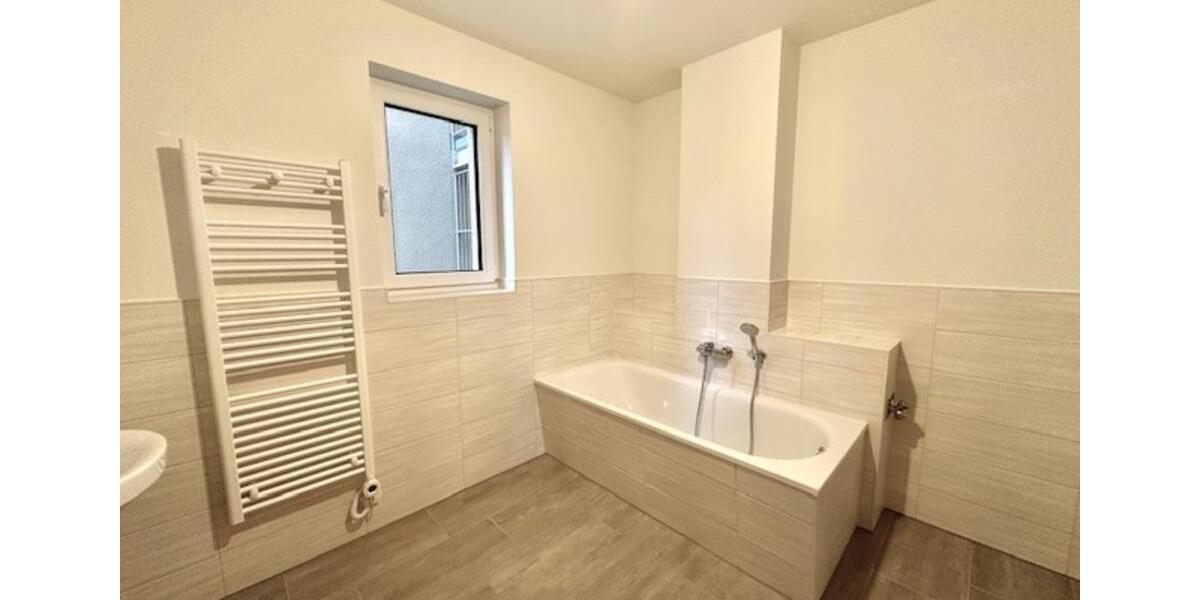 Erdgeschoßwohnung Lübben (Spreewald) - 4 Zimmer, 92 m&sup2;, 1.483&euro; | Angebot:18526006