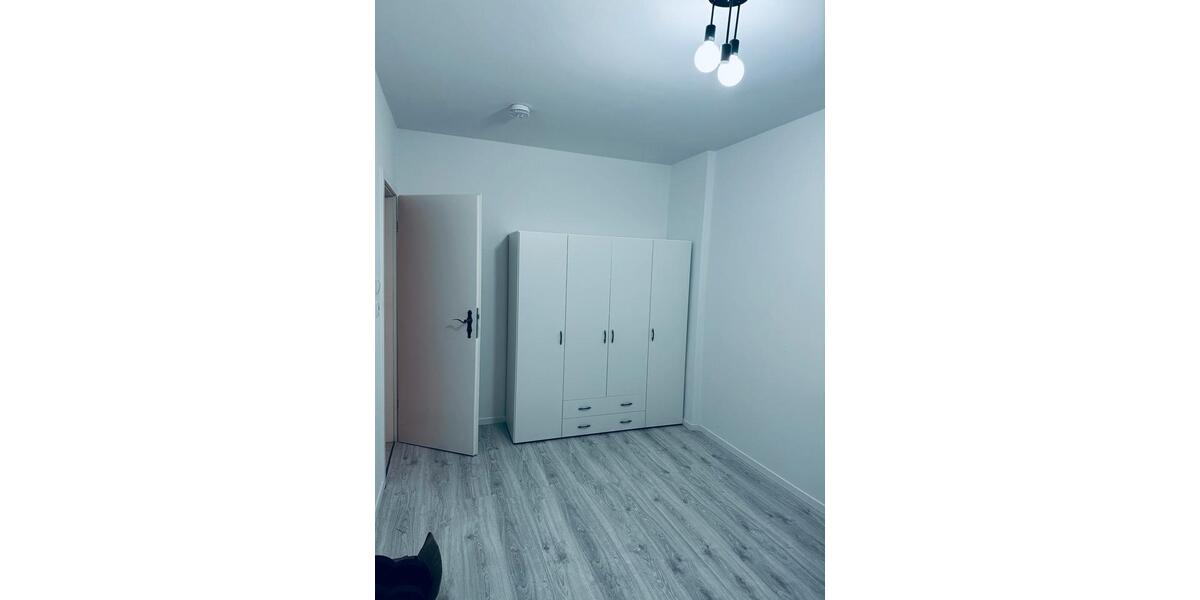 Zimmer ab sofort 15 zimmer