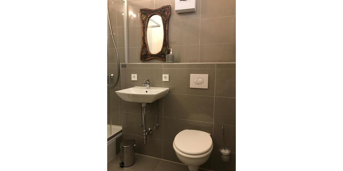 Etagenwohnung Bonn - 2 Zimmer, 30 m&sup2;, 850&euro; | Angebot:26651778