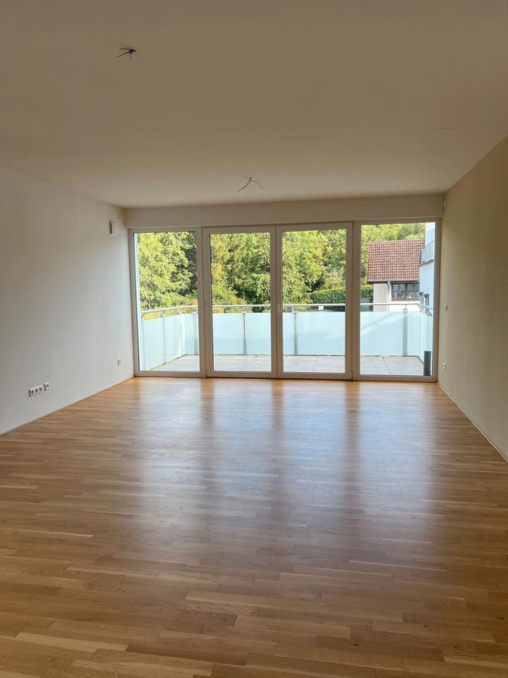 Bad Kreuznach-WEST: moderne, helle, großzügige 3-Zimmerwohnung, mit Balkon und Blick ins Grüne