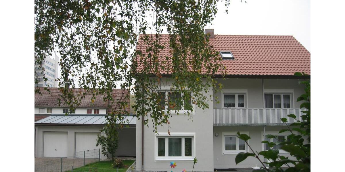 Dachgeschoßwohnung Aalen - 3 Zimmer, 55 m&sup2;, 750&euro; | Angebot:25099094