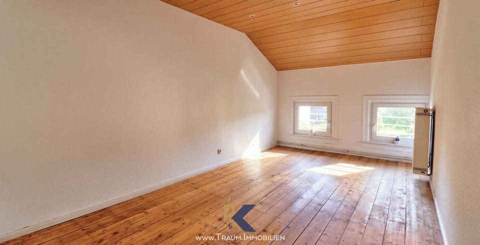 Dachgeschoßwohnung Mühlhausen (Thüringen) - 3 Zimmer, 86 m&sup2;, 395&euro; | Angebot:25414353