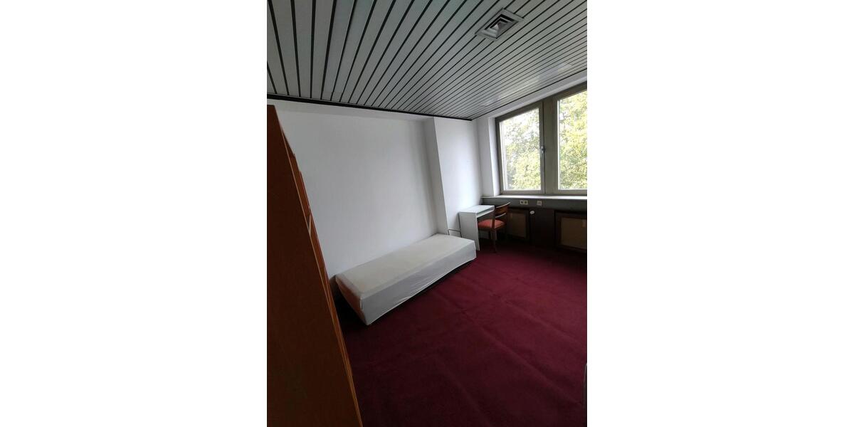 Wohnen auf Zeit Mülheim an der Ruhr - 4 Zimmer, 85 m&sup2;, 330&euro; | Angebot:25895376