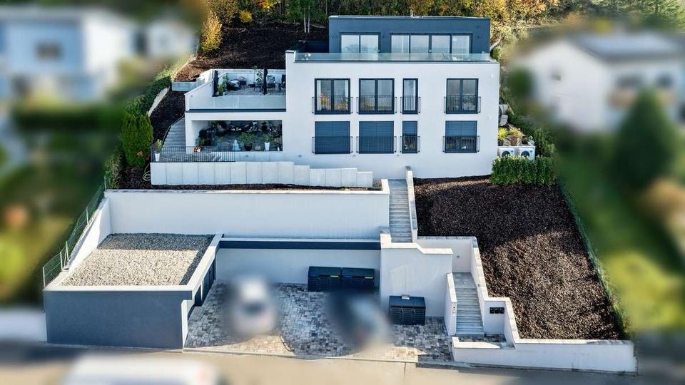 Luxuriöse 3 Zimmer Wohnung mit Terrasse in Mosbach 3.5 zimmer