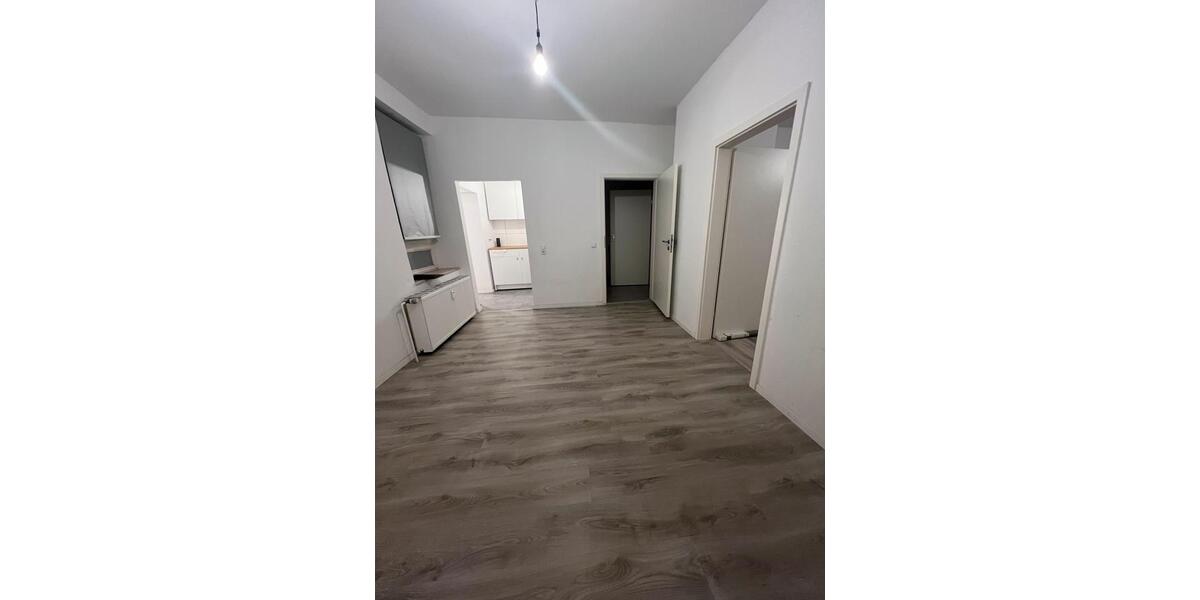 Erdgeschoßwohnung Duisburg Duisburg-Mitte - 2 Zimmer, 43 m&sup2;, 400&euro; | Angebot:25195607