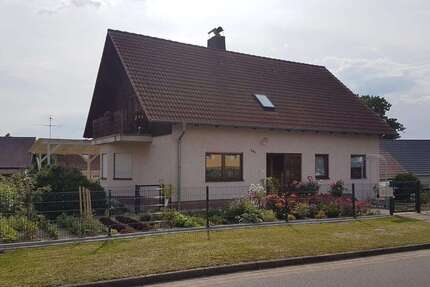 Haus Wittstock - 4 Zimmer, 100 m&sup2;, 950&euro; | Angebot:27031859