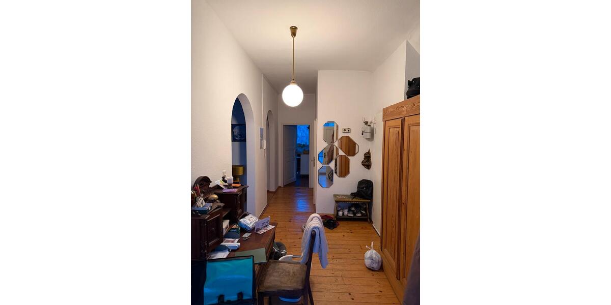 Dachgeschoßwohnung Frankfurt am Main Bockenheim - 3.5 Zimmer, 100 m&sup2;, 1.900&euro; | Angebot:25055628