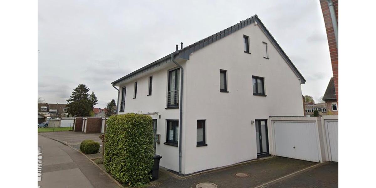 Moderne Doppelhaushälfte mit Garten und Garage z. Miete 4 zimmer