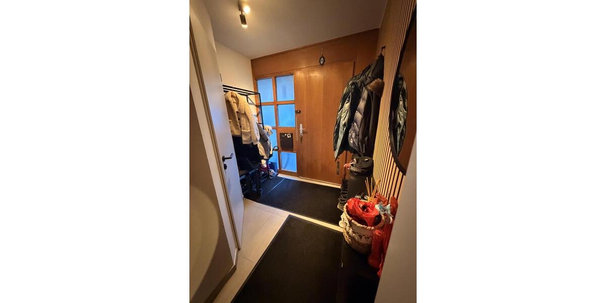 Reihenhaus München Bogenhausen - 7 Zimmer, 130 m&sup2;, 3.690&euro; | Angebot:25844361