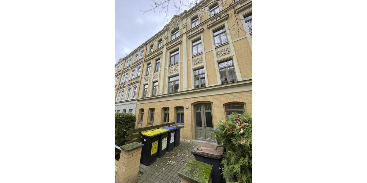 Dachgeschoßwohnung Halle (Saale) Damaschkestraße - 3 Zimmer, 71 m&sup2;, 605&euro; | Angebot:23913421