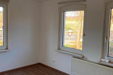 Wohnung Emmerthal - 3 Zimmer, 70 m&sup2;, 630&euro; | Angebot:26068359