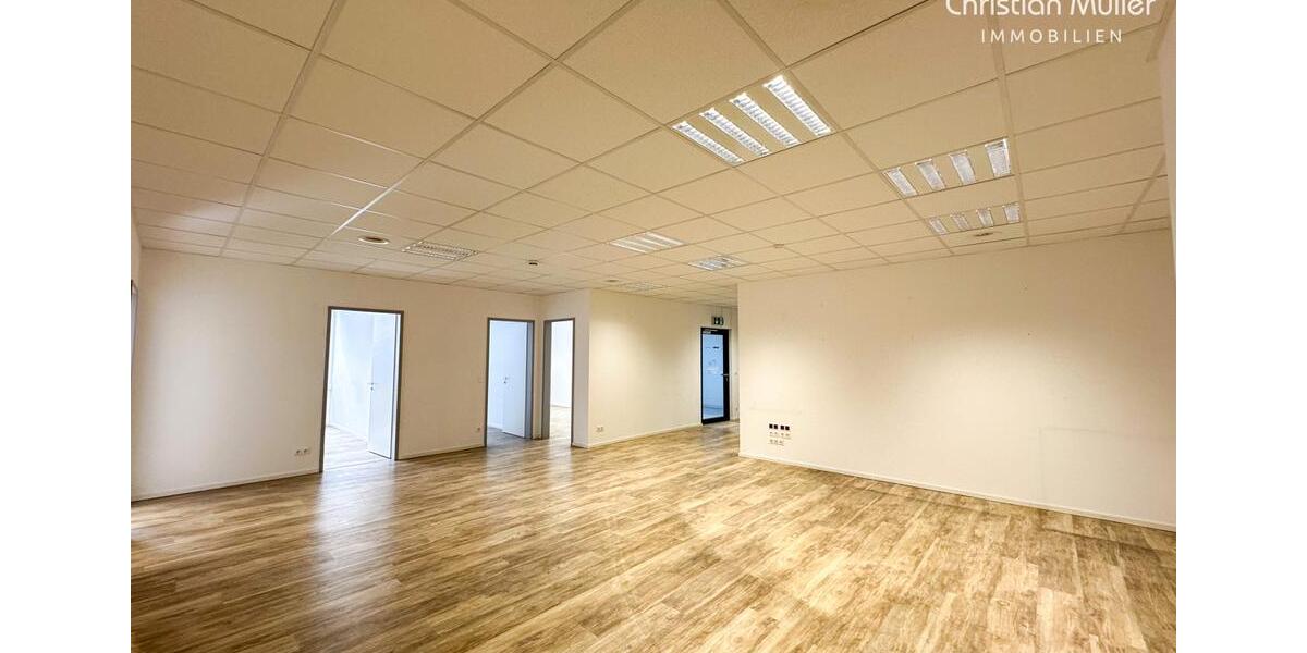 Gewerbeobjekt Freiburg im Breisgau Betzenhausen - 2.700&euro; | Angebot:23093411