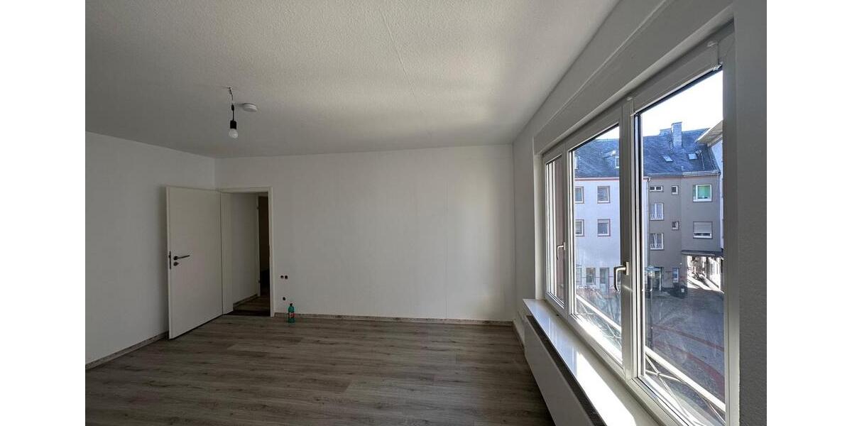 Zimmer in 3-WG - im Herzen von Darmstadt, Marktplatz 3 zimmer