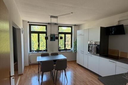 Wohnung Rostock - 2 Zimmer, 54 m&sup2;, 700&euro; | Angebot:26704739