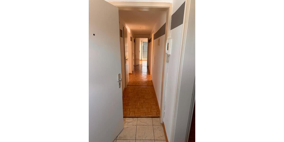 Dachgeschoßwohnung Seelbach - 3 Zimmer, 80 m&sup2;, 900&euro; | Angebot:26636273