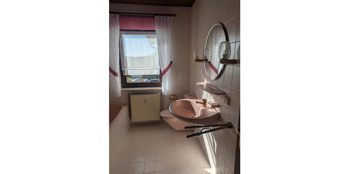 Etagenwohnung Eichenzell - 3 Zimmer, 115 m&sup2;, 825&euro; | Angebot:26604151