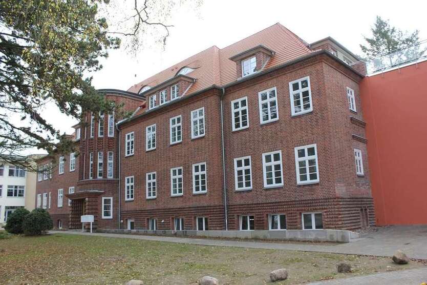 Wohnung zum Mieten in Schwerin 1.000 € 100.7 m²
