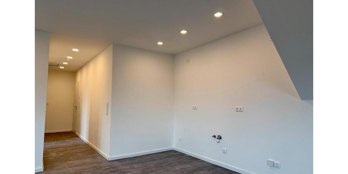 Dachgeschoßwohnung Loxstedt - 2.5 Zimmer, 94 m&sup2;, 1.025&euro; | Angebot:26014276