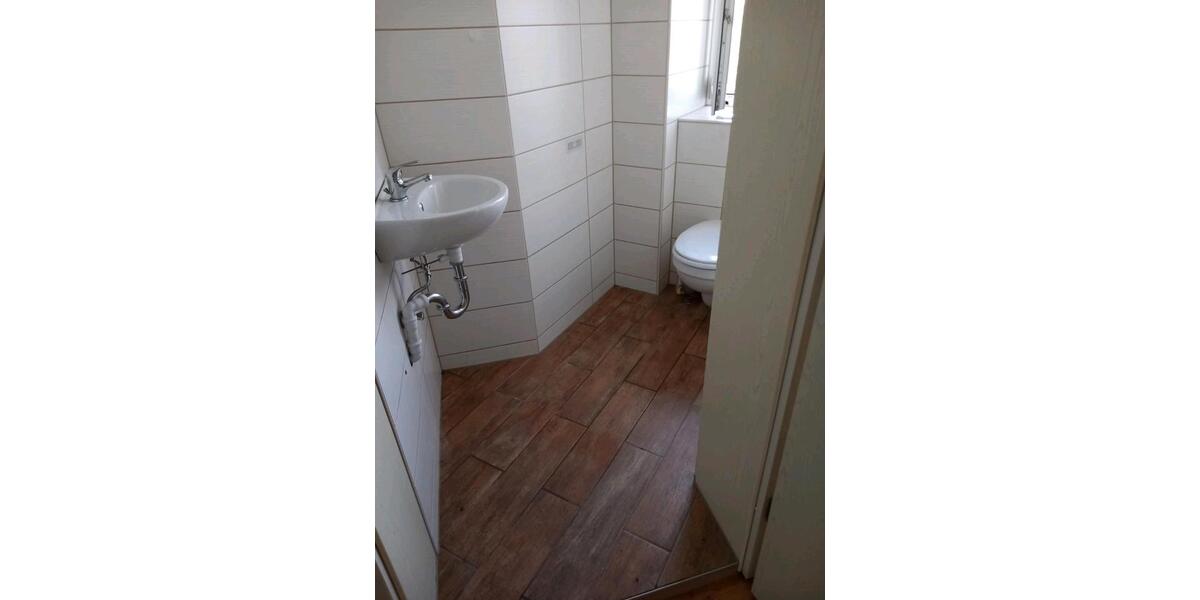 Etagenwohnung Reichenbach im Vogtland - 3 Zimmer, 90 m&sup2;, 500&euro; | Angebot:26273706