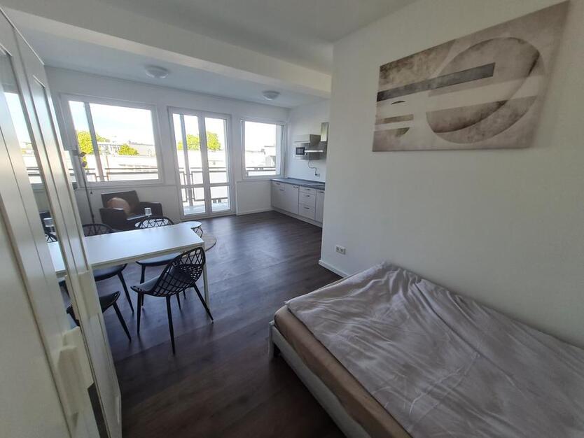 Helle möblierte 1 Zimmer Appartement WE2 , ab 1.9., Lev-Opladen