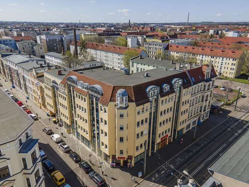 Selbstständige aufgepasst: 86m² Büro mit großem Lagerraum direkt an der großen Diesdorfer! 2 zimmer