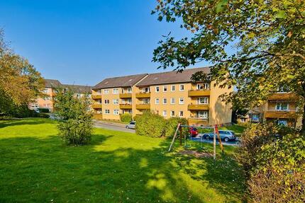 Renovierte und geräumige 4-Zimmer-Wohnung mit Balkon zimmer