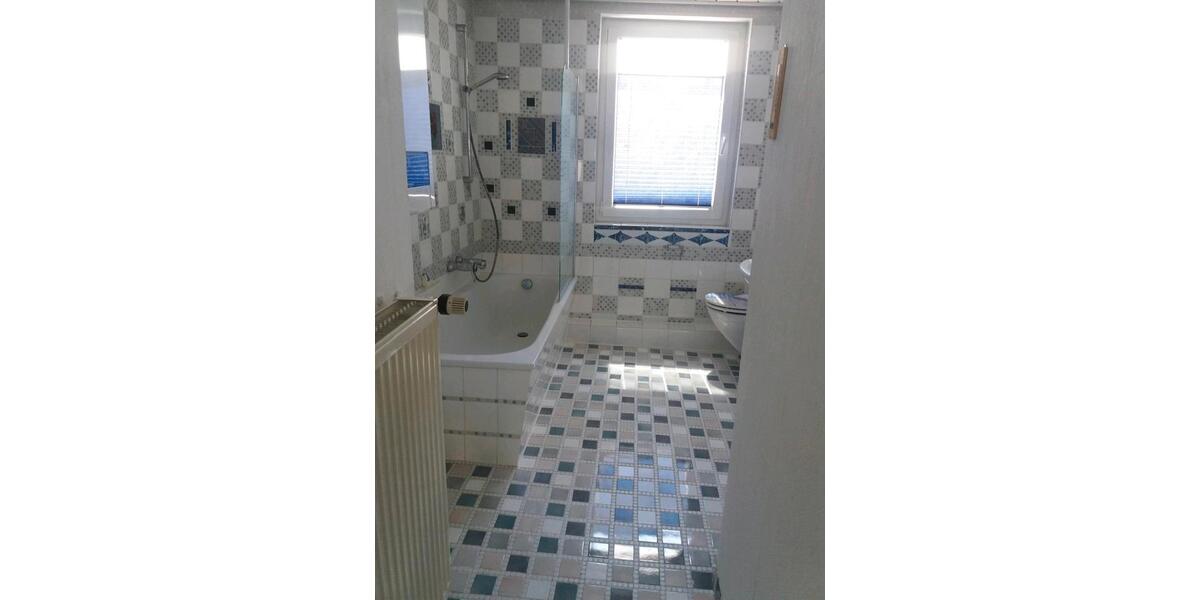 Wohnen auf Zeit Edenkoben - 5 Zimmer, 120 m&sup2;, 400&euro; | Angebot:25791500