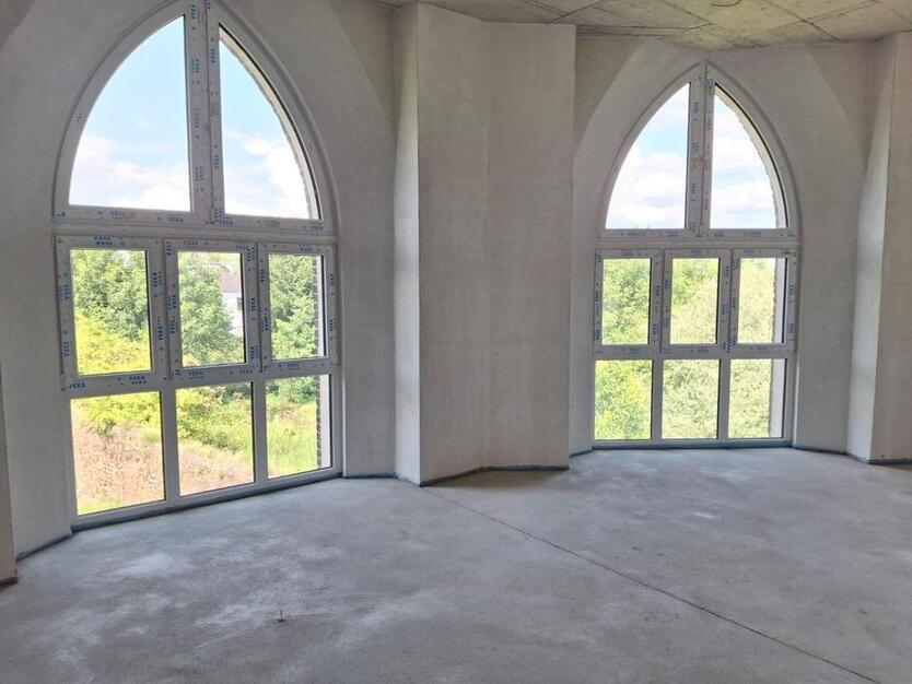 Exklusive 3-Raum-NeubauWohnung in zu Wohnraum umgebauter St. Nikolaus Kirche in Rheinberg-Orsoy