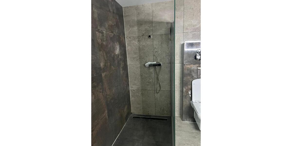 Etagenwohnung Raunheim - 5 Zimmer, 125 m&sup2;, 2.500&euro; | Angebot:24446596