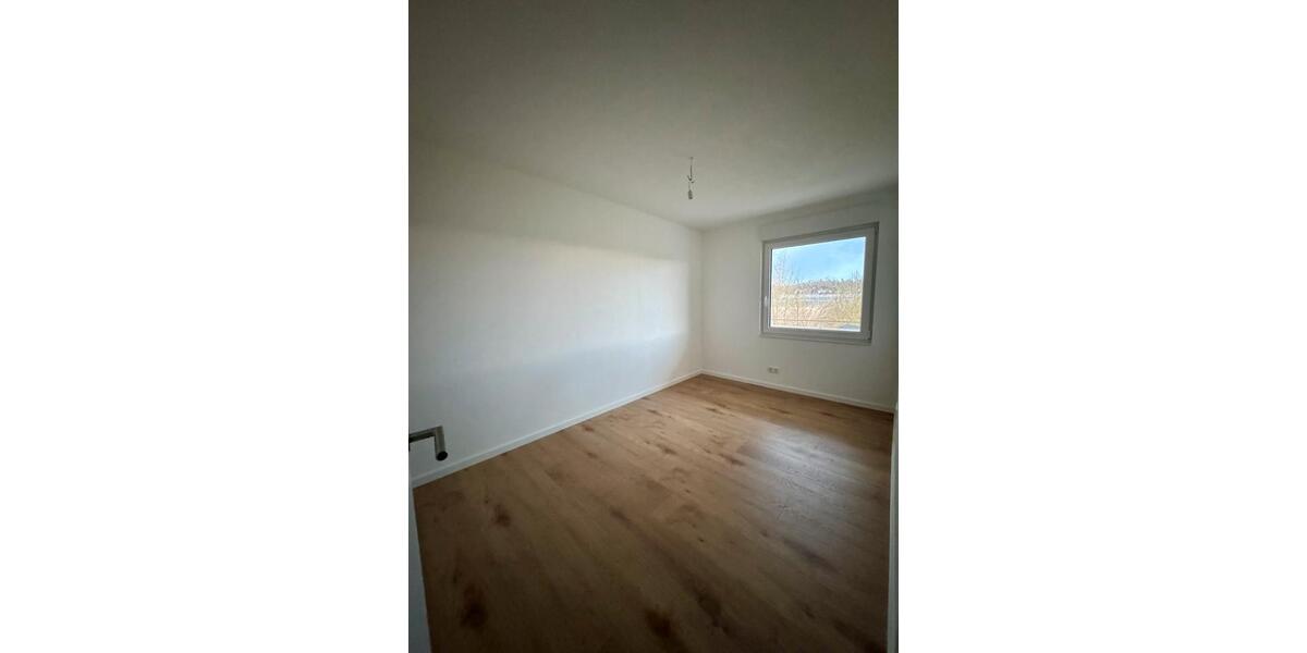 Erdgeschoßwohnung Warstein - 3 Zimmer, 81 m&sup2;, 900&euro; | Angebot:25964963