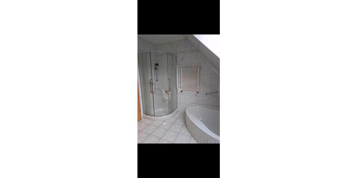 Etagenwohnung Bad Laer - 4 Zimmer, 148 m&sup2;, 1.100&euro; | Angebot:26312311