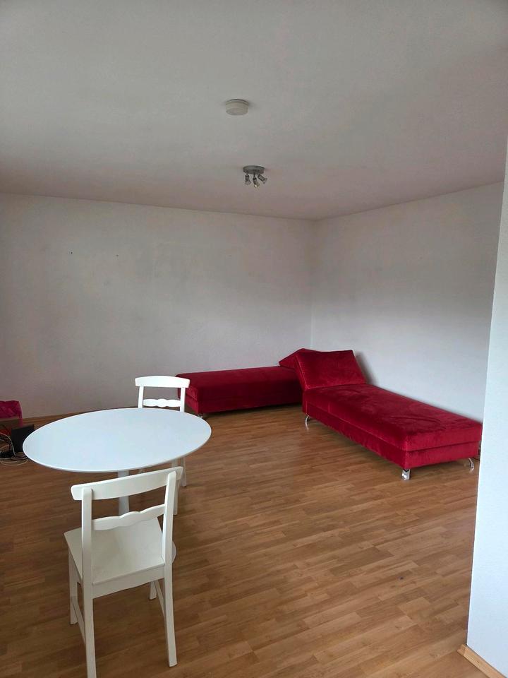 Charmante 1-Zimmer-Wohnung mit Küche & Bad &Balkon in 55120 Mainz