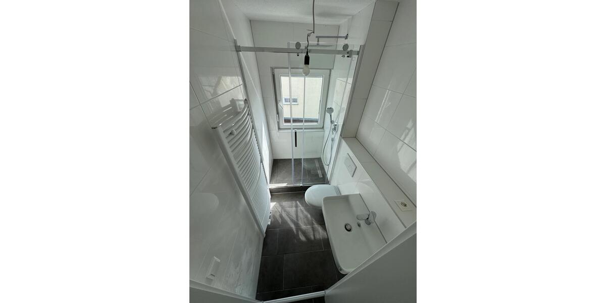 Dachgeschoßwohnung Denkendorf - 2 Zimmer, 50 m&sup2;, 1.000&euro; | Angebot:25933816