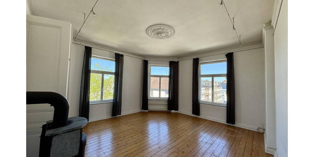 Etagenwohnung Aachen Aachen-Mitte - 4 Zimmer, 140 m&sup2;, 1.680&euro; | Angebot:26764524