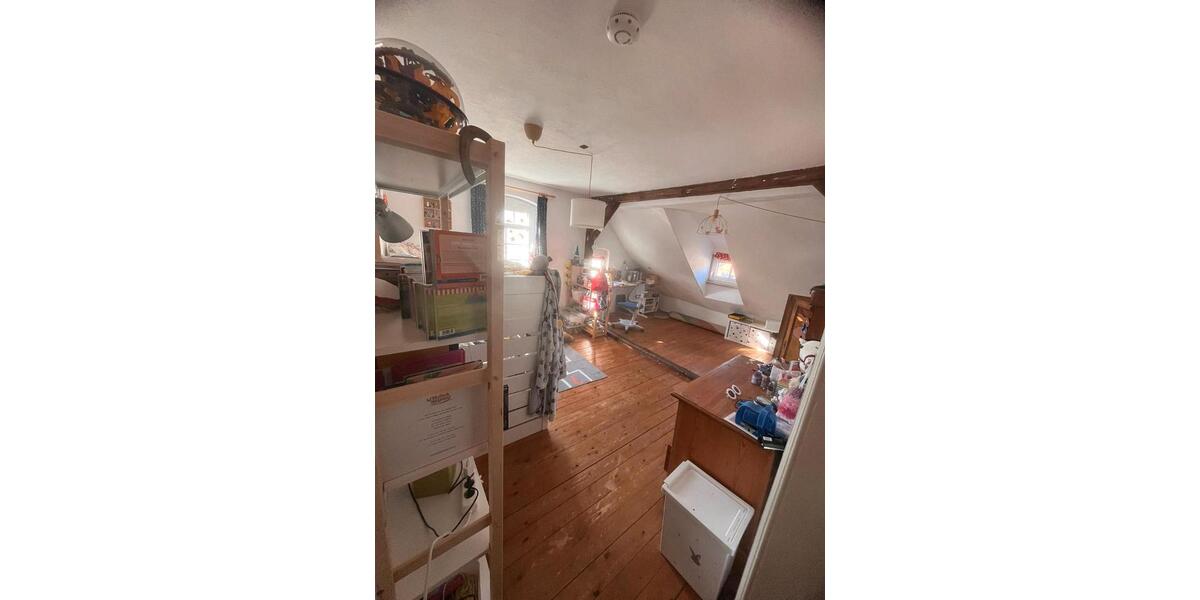 Bauernhaus, Landhaus Pattensen - 6 Zimmer, 140 m&sup2;, 1.000&euro; | Angebot:25302616