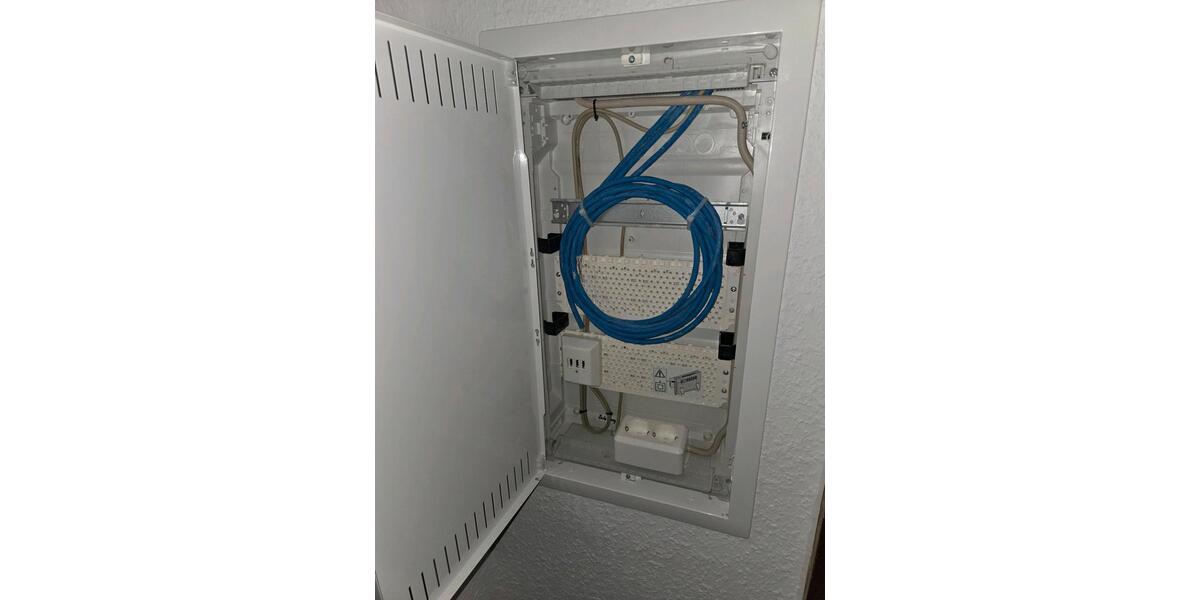 Etagenwohnung Großröhrsdorf - 3 Zimmer, 72 m&sup2;, 590&euro; | Angebot:25402571