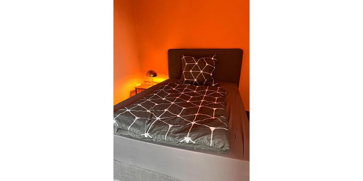 Wohnen auf Zeit Nidderau - 3 Zimmer, 160 m&sup2;, 20&euro; | Angebot:24852311
