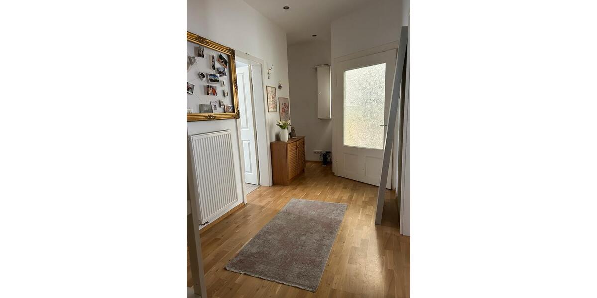 Wohnen auf Zeit Stuttgart Stuttgart-Ost - 20 Zimmer, 73 m&sup2;, 615&euro; | Angebot:26479033