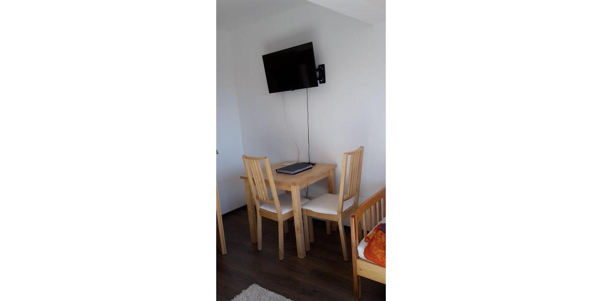 Dachgeschoßwohnung Böbrach - 1 Zimmer, 29 m&sup2;, 323&euro; | Angebot:26341968
