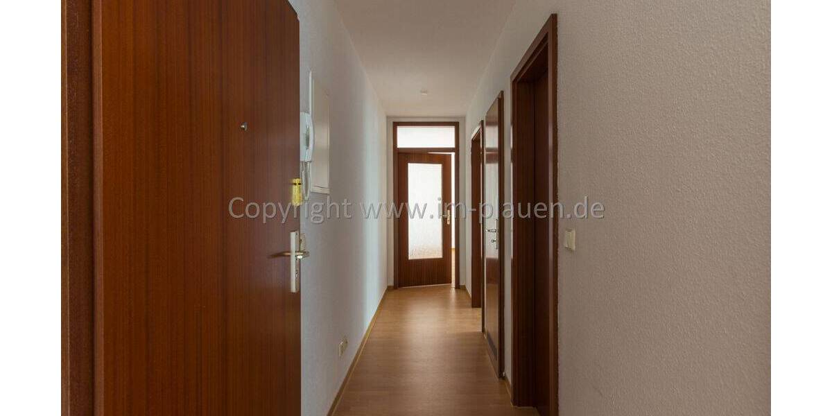Etagenwohnung Plauen Stadtmitte - 3 Zimmer, 72 m&sup2;, 375&euro; | Angebot:26451699