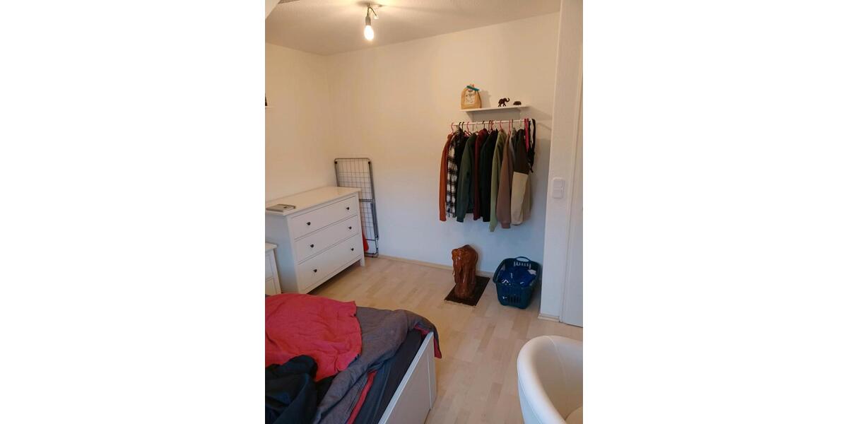 Wohnen auf Zeit Geisenheim - 5 Zimmer, 13 m&sup2;, 340&euro; | Angebot:24795499