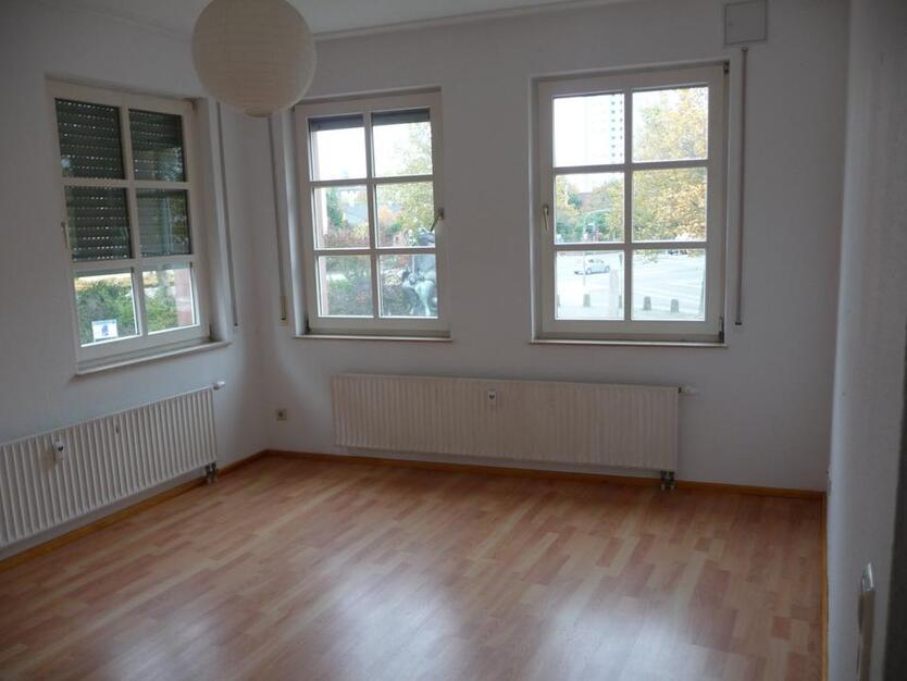 4 ZKB ab sofort in der Altstadt, max. 4 Pers., bitte Text lesen!! zimmer
