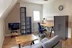 (EF0170_Y) Erfurt: Löbervorstadt, möbliertes Zimmer in schöner Wohnlage im DG mit eigenem Bad, an Wochenendheimfahrer 1 zimmer