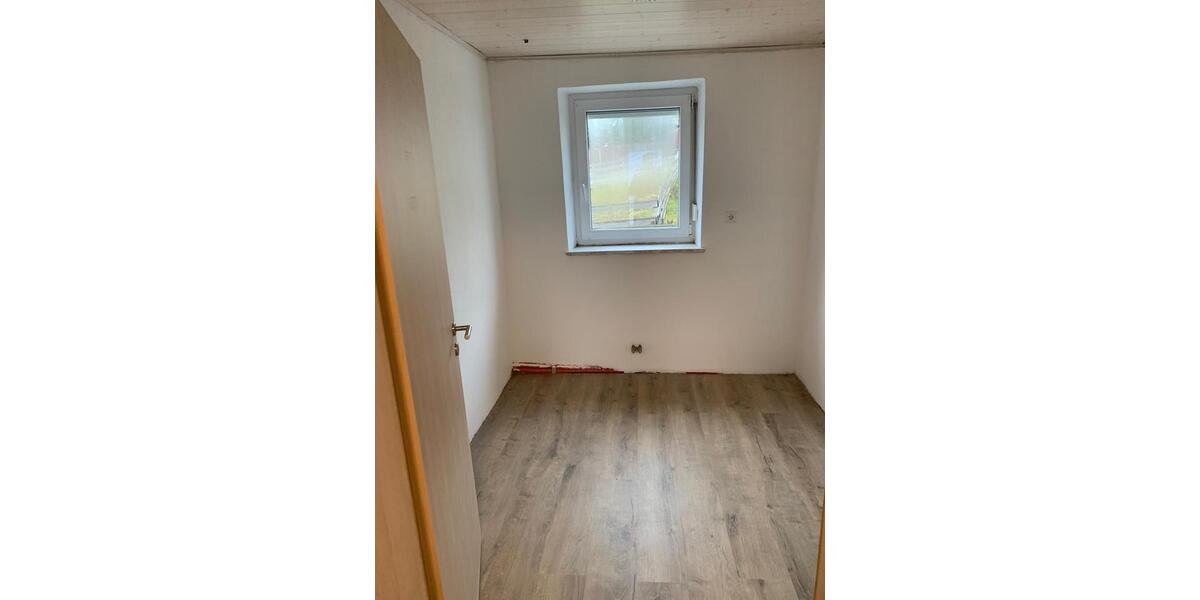 Doppelhaushälfte Kirchheim In Schwaben - 3.5 Zimmer, 134 m&sup2;, 940&euro; | Angebot:26043429